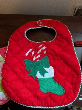 Vintage Handmade Christmas Quilted Baby Bib Retro Toddler Holiday Nursery